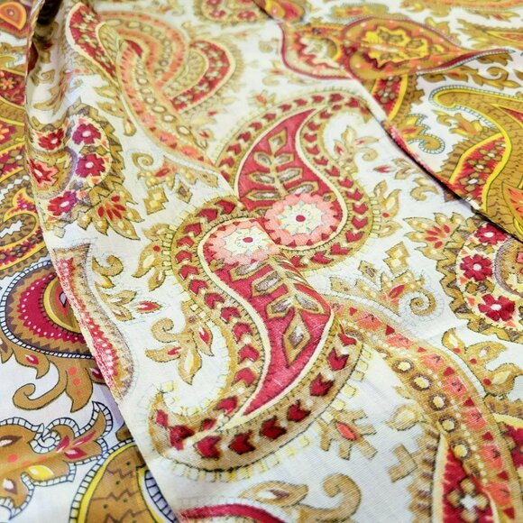 Vintage Polished Cotton Golden Paisley Fabric With Red & Yellow Accents 70L x 45 - Picture 3 of 12
